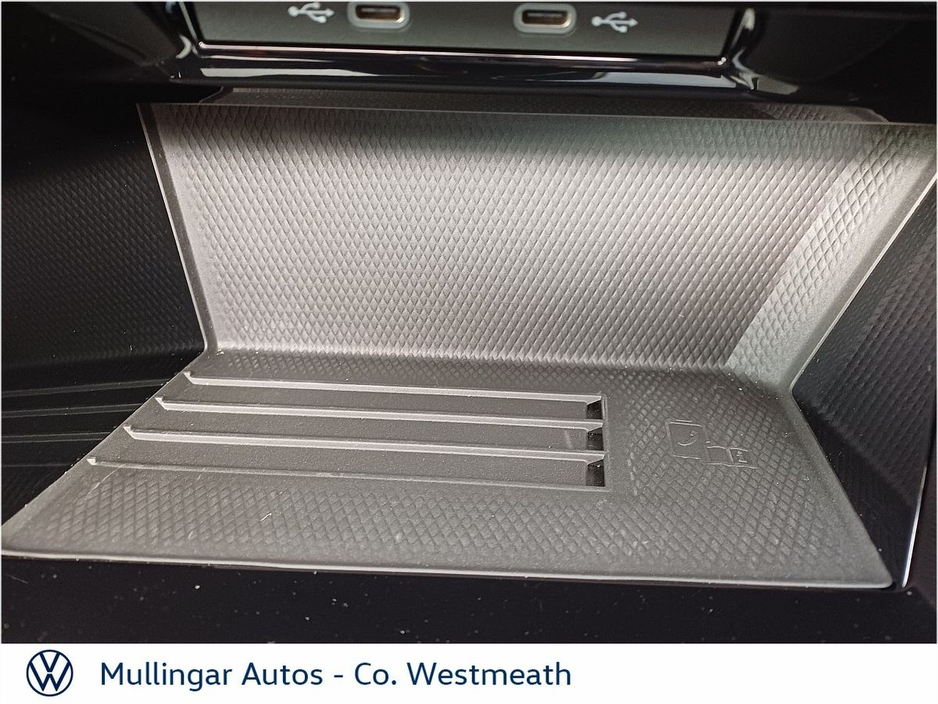 2026 Volkswagen Golf - image 30