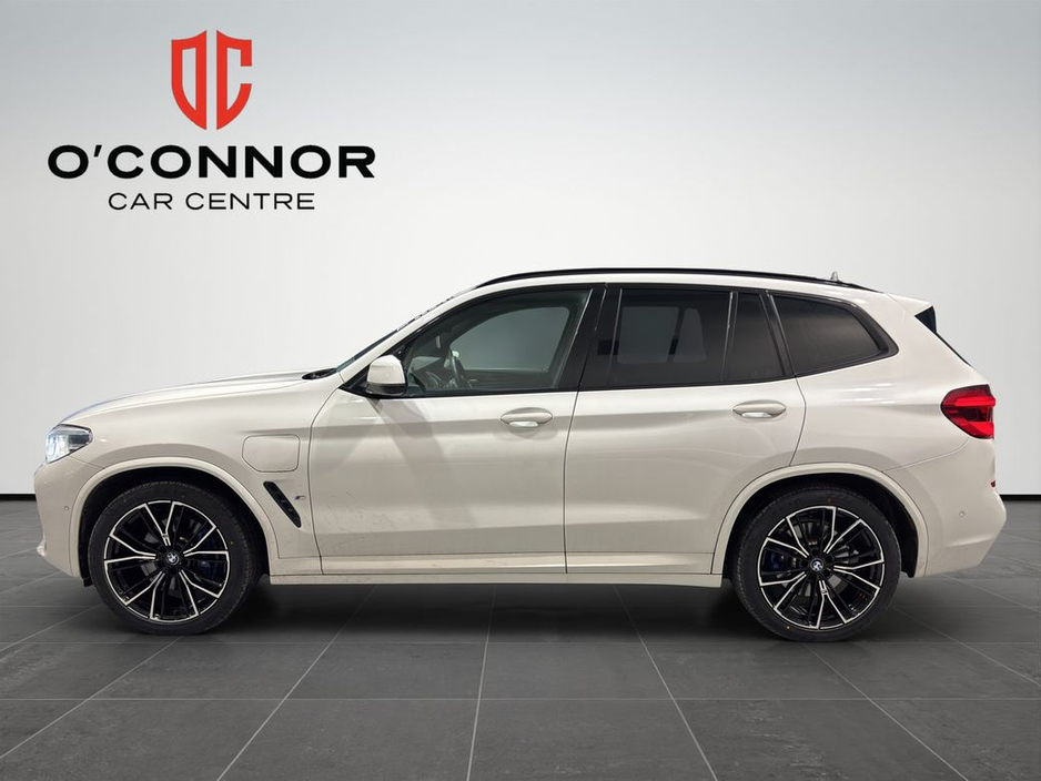 2021 BMW X3 “The nicest X3 you’ll find — hybrid power, M Sport presence, only 25, 000km.” ? €45,888