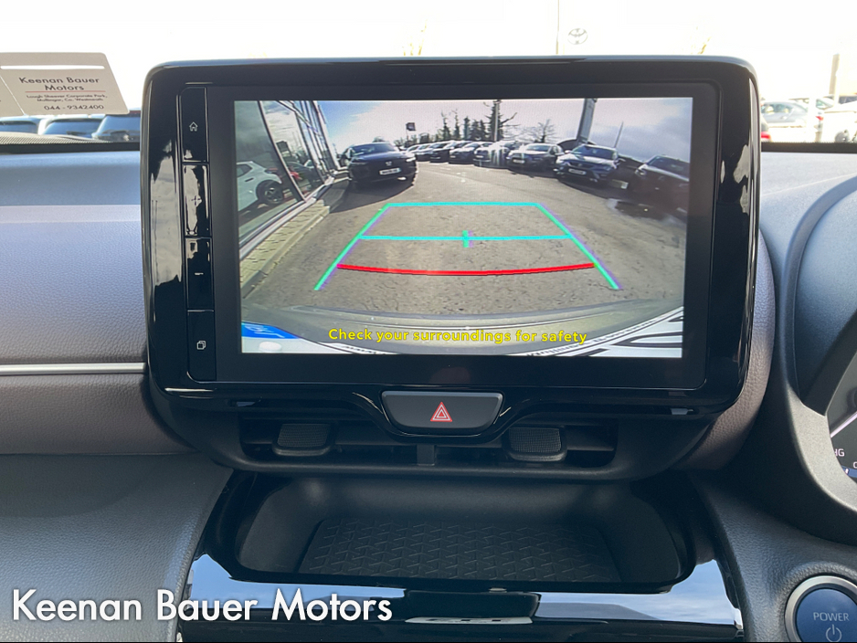 2023 Toyota Yaris - image 23