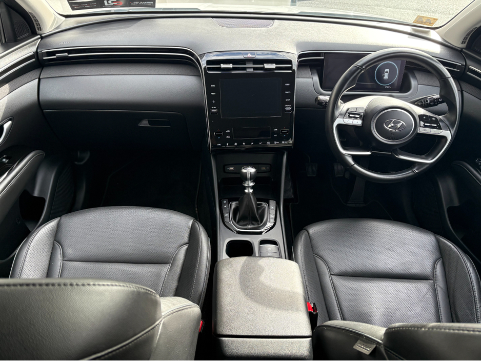 2022 Hyundai Tucson - image 7