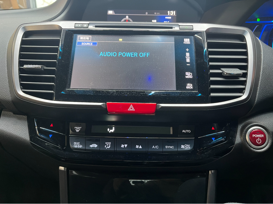 2017 Honda Accord - image 22