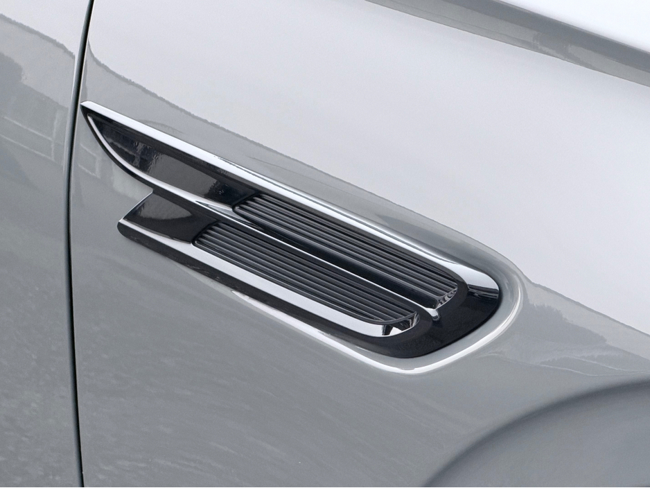 2026 Bentley Flying Spur - image 13