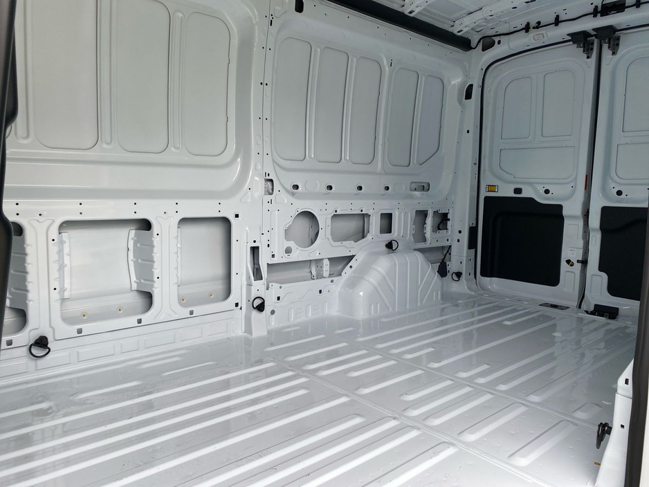 2026 Ford Transit - image 10