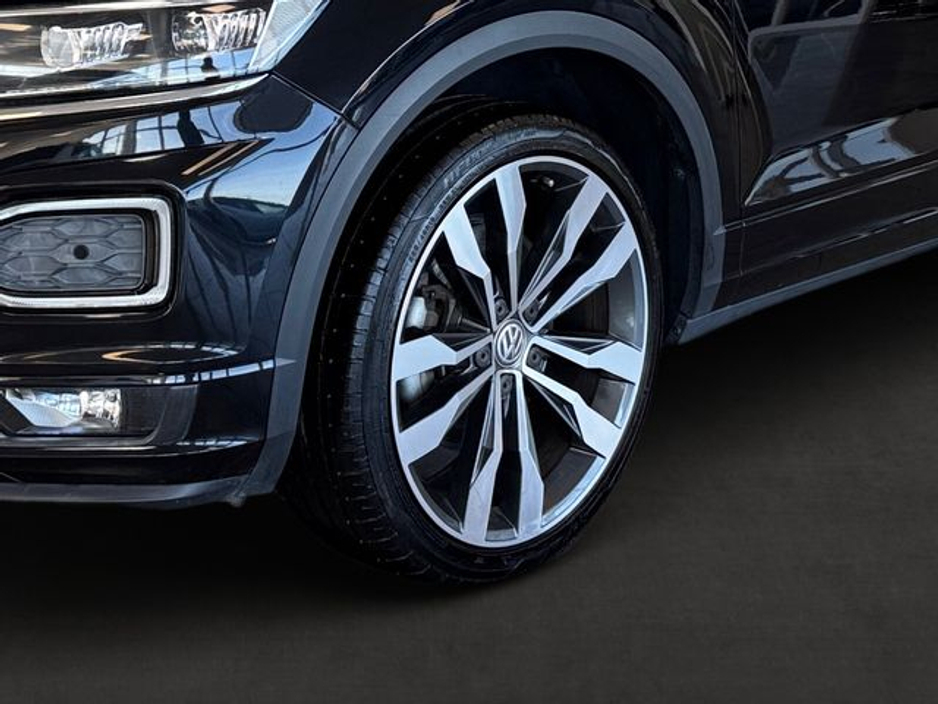 2020 Volkswagen T-Roc - image 10