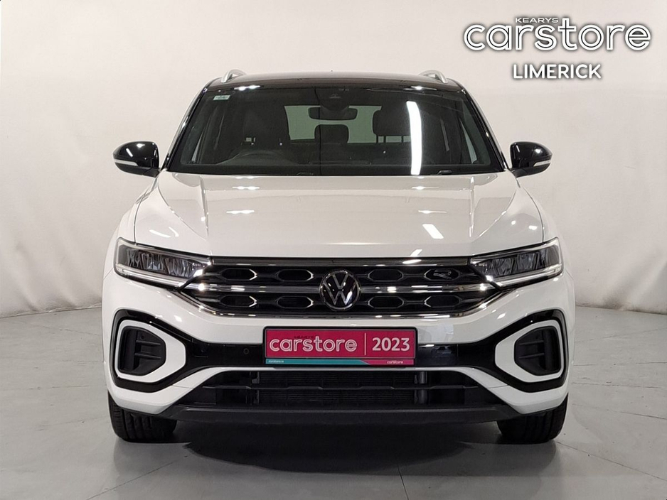 2023 Volkswagen T-Roc - image 8