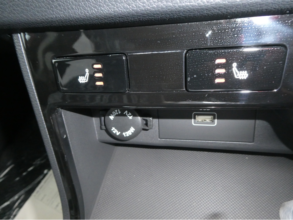 2025 Ssangyong Korando - image 26