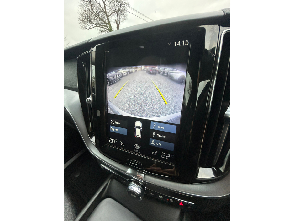 2020 Volvo XC60  €28,850