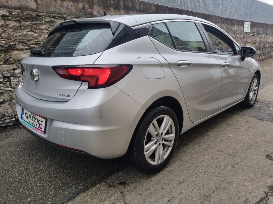 2017 Vauxhall Astra  €5,299