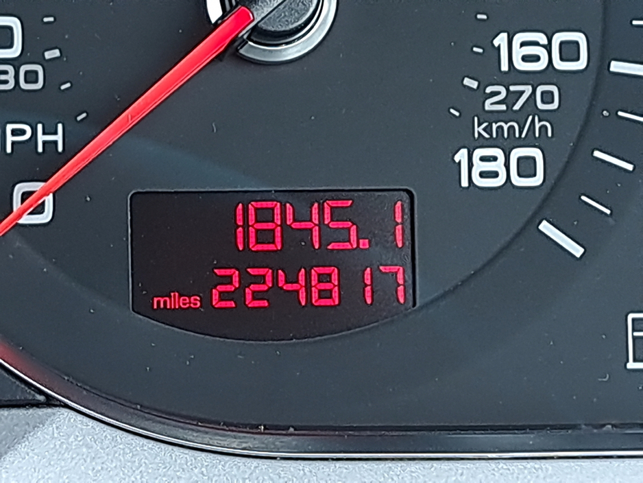 2010 Audi A6 - image 10