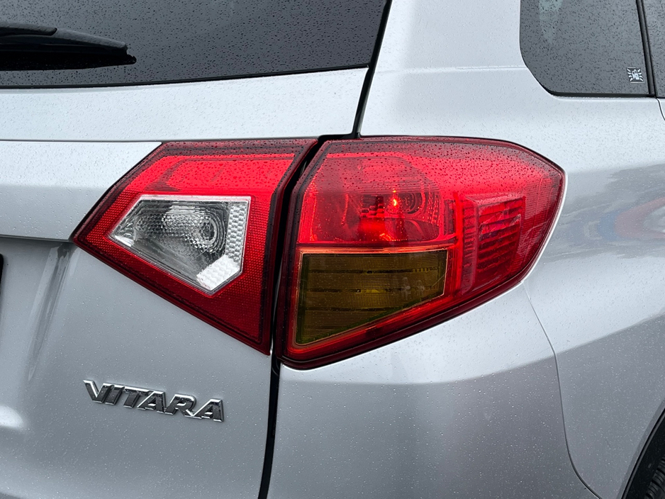 2015 Suzuki Vitara - image 10