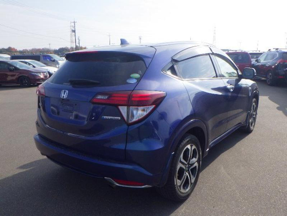 2014 Honda Vezel - image 7