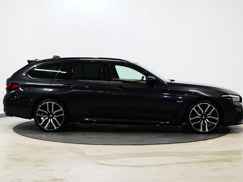2022 BMW 5 Series *109* M SPORT AUTO €35,800