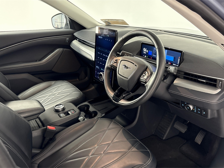 2023 Ford Mustang MACH-E RWD STANDARD RANGE**HEATED LEATHER SEATS**HEATED MULTIFUNCTIONAL STEERING WHEEL**DIGITAL DASH**TOUCHSCREEN APPLE CAR PLAY**NAVIGATION**DUAL CLIMATE**REVERSE CAMERA**PARKING SENSORS** €35,995