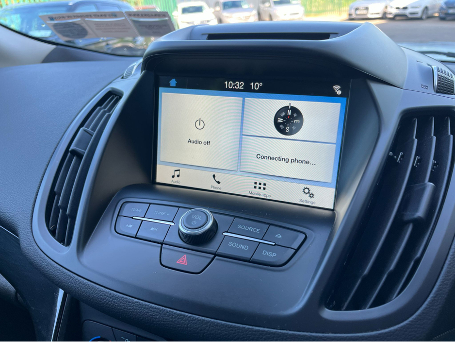 2018 Ford Kuga - image 12