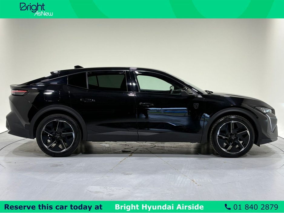 2023 Peugeot 408 - image 9