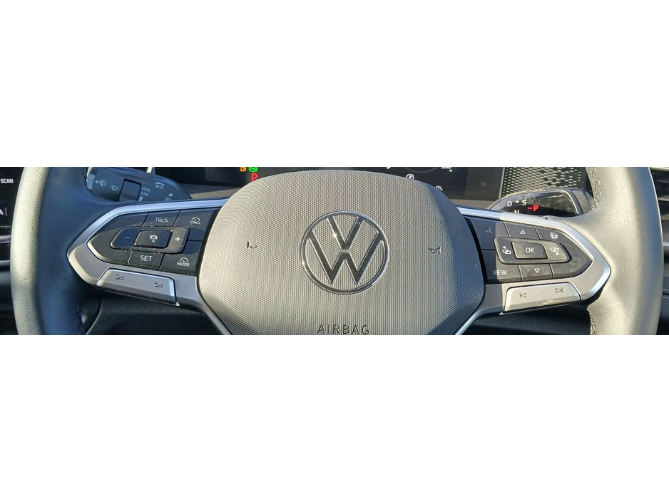 2025 Volkswagen Tayron - image 12