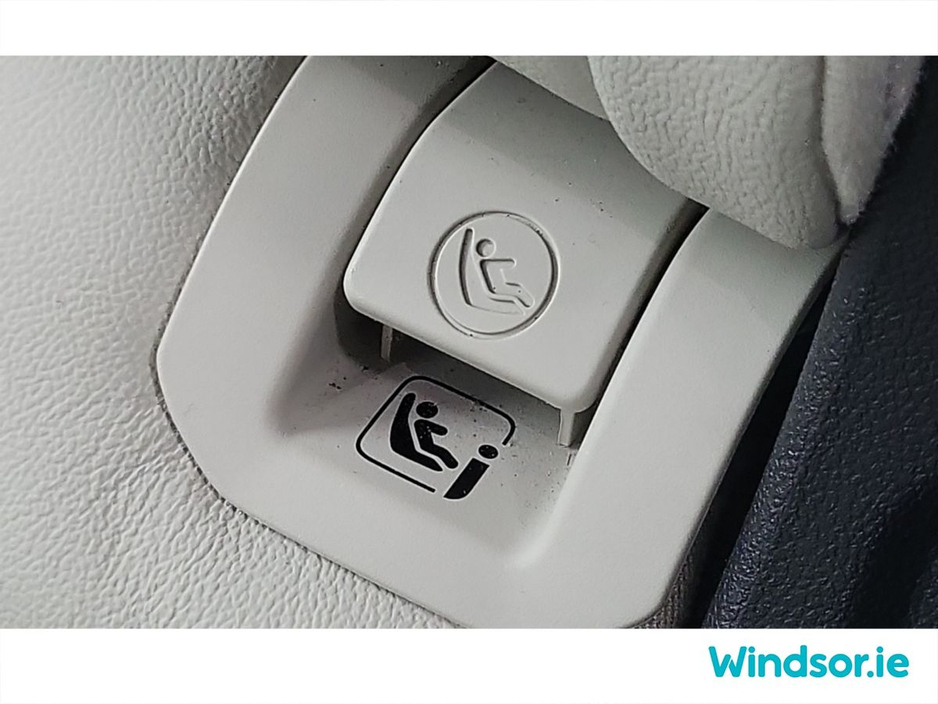 2022 Audi Q3 45 TFSI E S Tronic SE with Luxurious Upgraded Leather Interior €36,950