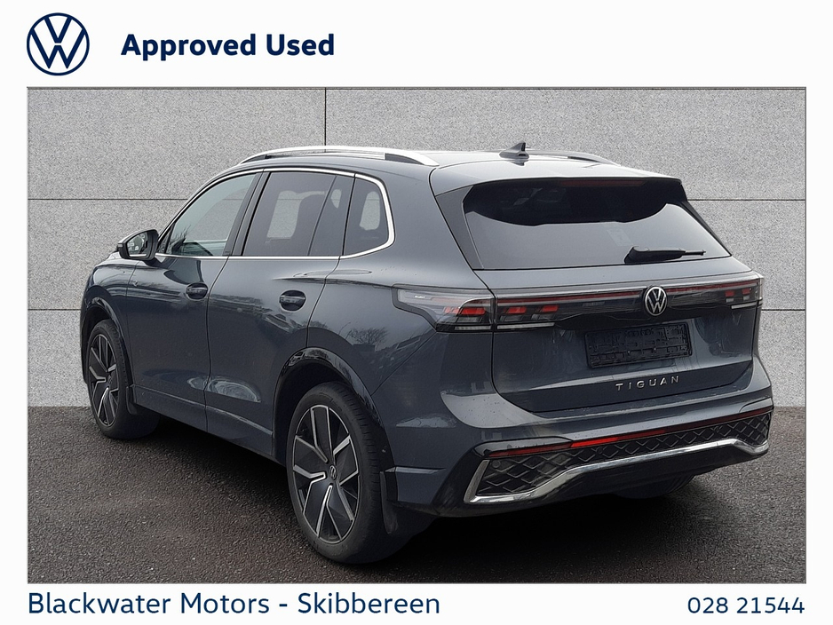 2026 Volkswagen Tiguan - image 3