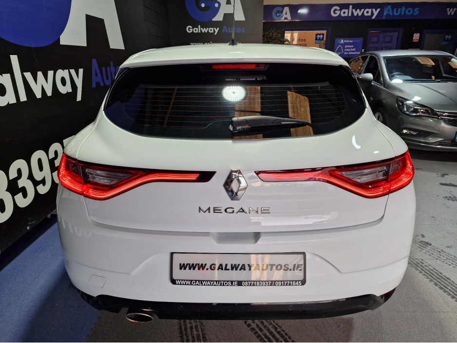 2017 Renault Megane LOW MILEAGE-1.2 DYNAMIQUE-HIGH SPEC €10,950