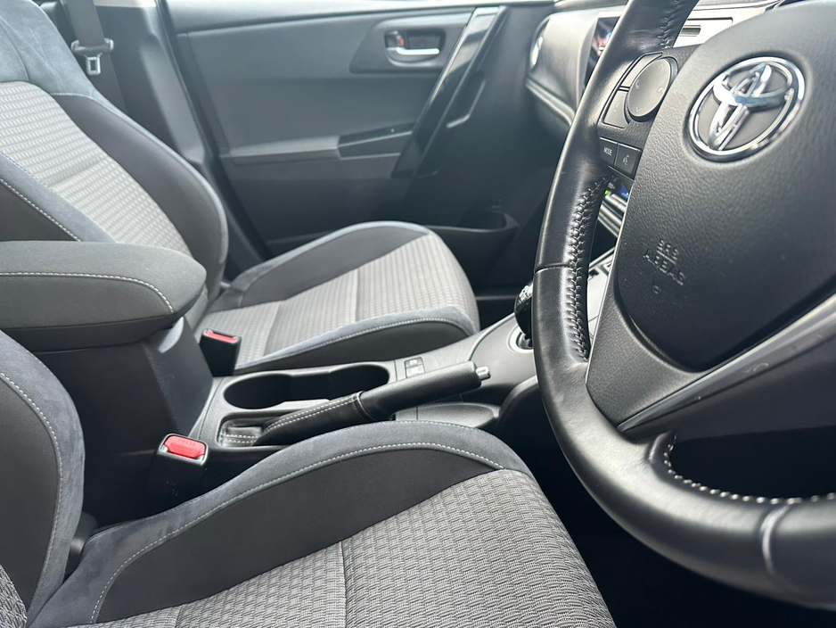 2018 Toyota Auris 1.8 HYBRID LUNA SPORT 136BHP AUTO LOW KM €16,450