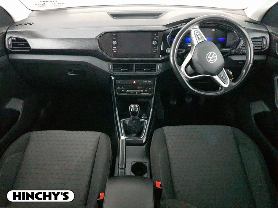2023 Volkswagen T-Cross - image 2