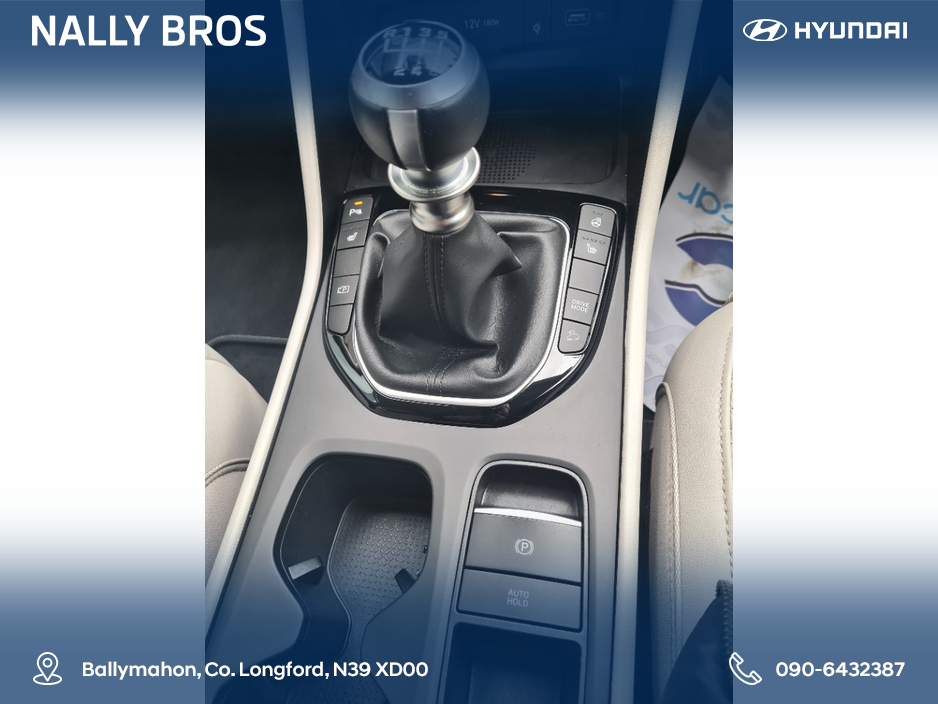 2022 Hyundai Tucson - image 12