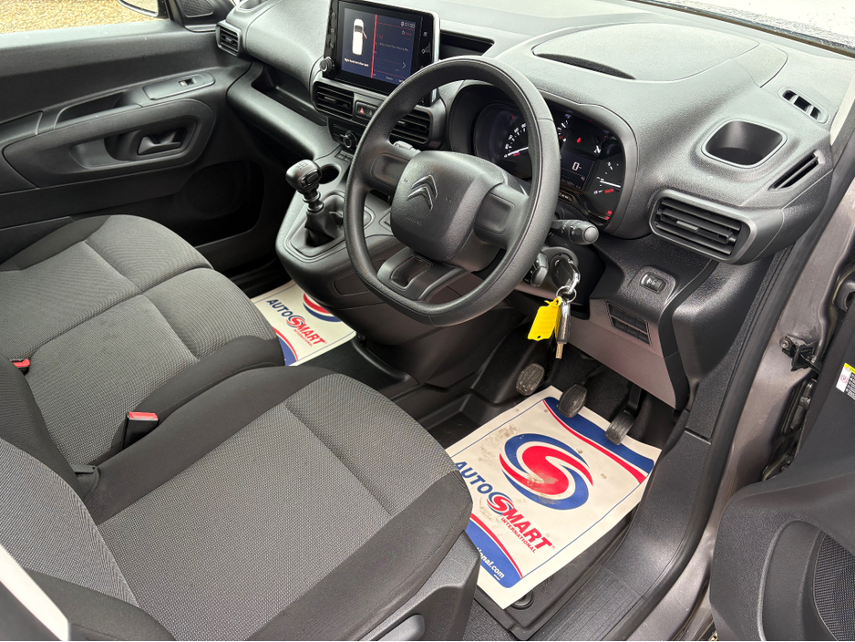 2023 Citroen Berlingo 100BHP ENTERPRISE MODEL 6 SPEED AS NEW CONDITION €17,950