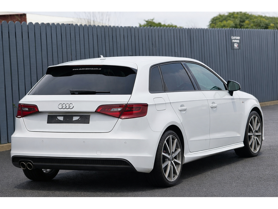 2016 Audi A3 - image 3
