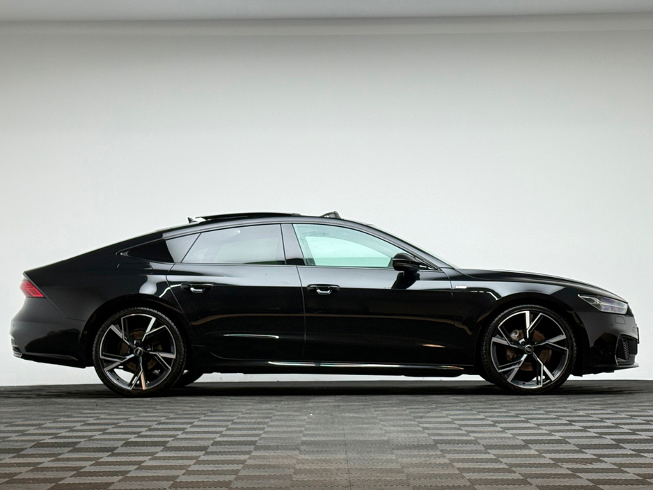 2024 Audi A7 - image 8