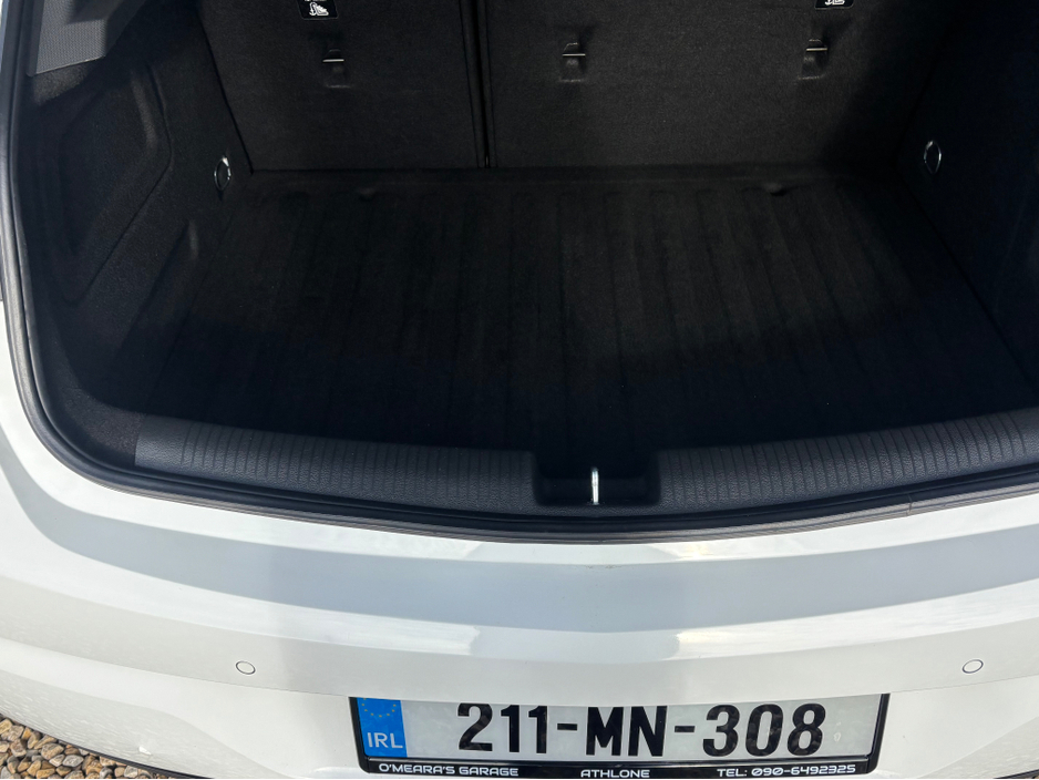 2021 Opel Astra - image 14