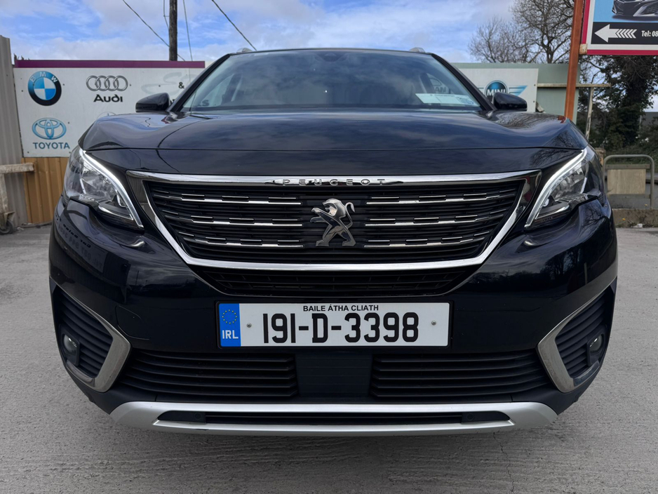 2019 Peugeot 5008 - image 10