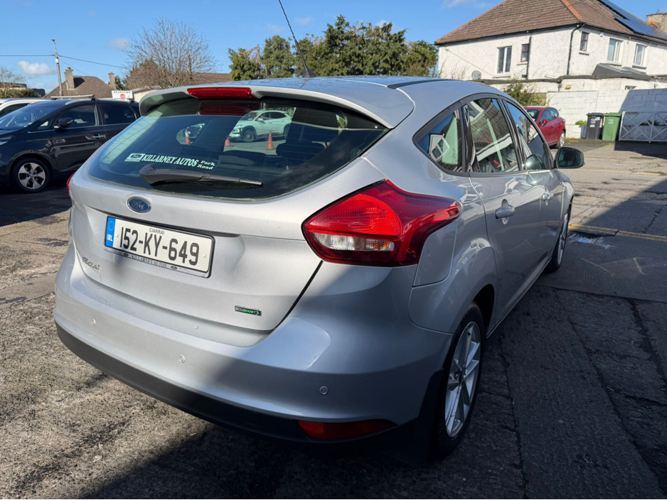 2015 Ford Focus - image 5