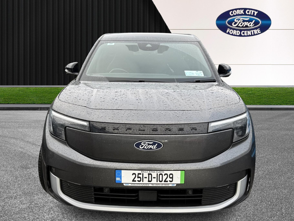 2025 Ford Explorer PREMIUM 77KWH EXTENDE €40,000