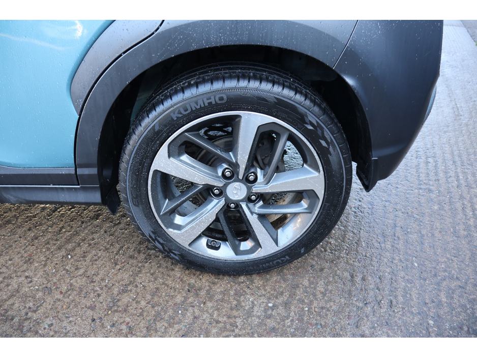 2019 Hyundai Kona - image 13