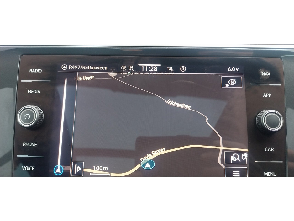 2023 Volkswagen Tiguan - image 13