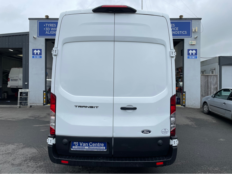 2025 Ford Transit - image 3