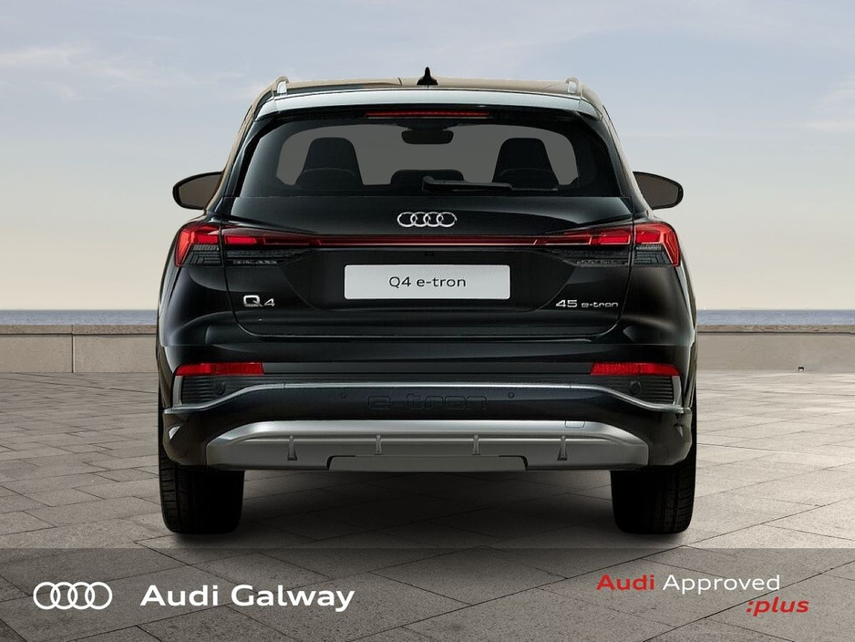 2025 Audi Q5 - image 4