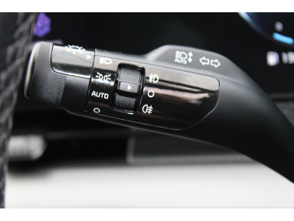 2024 Kia Sportage - image 24