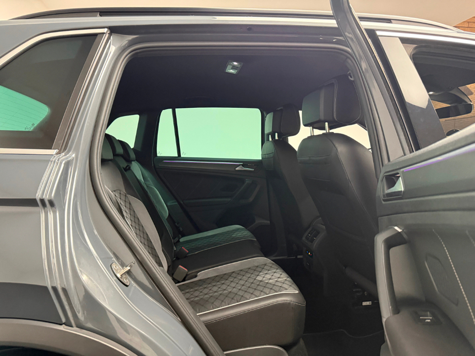 2023 Volkswagen Tiguan R-LINE TSI DSG €31,990