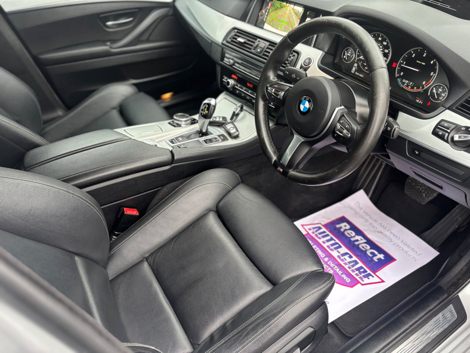 2016 BMW 5 Series - image 14