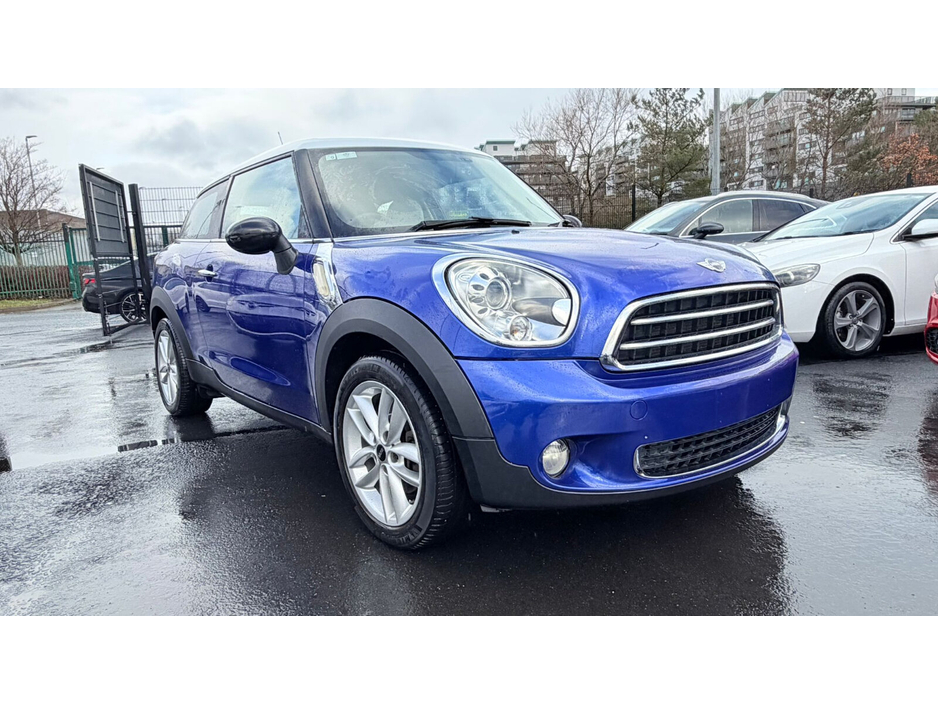 2013 MINI Hatch Cooper €8,999