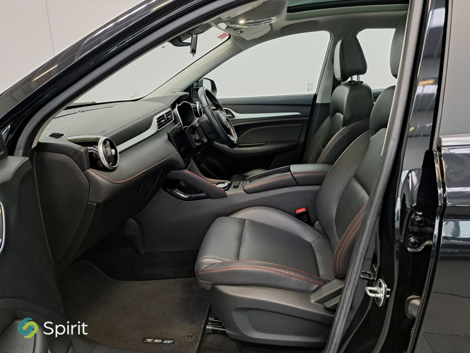 2022 MG ZS - image 3