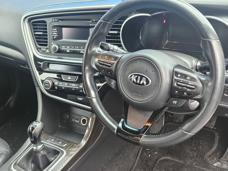 2015 Kia Optima 1.7 D Platinum 18" Alloys €7,950