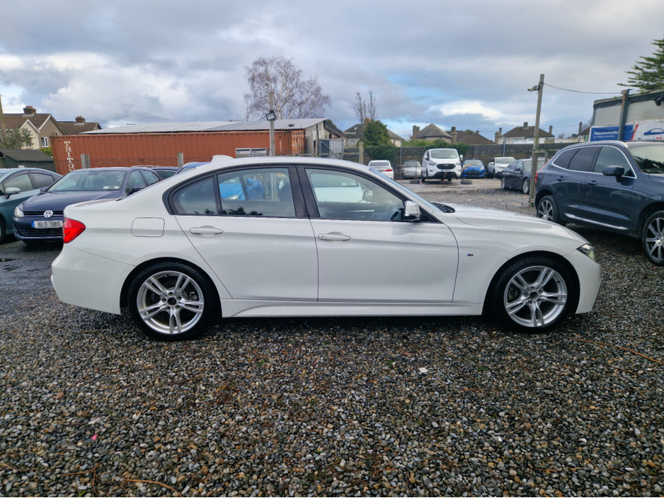 2018 BMW 3 Series - image 8