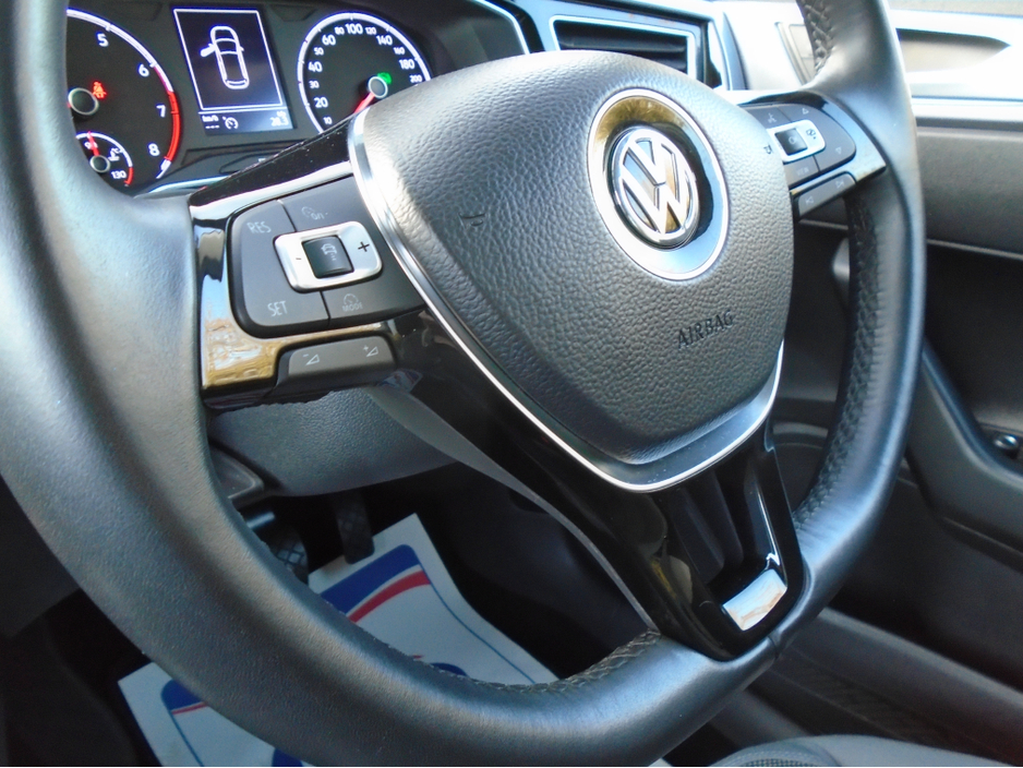 2018 Volkswagen Polo - image 32