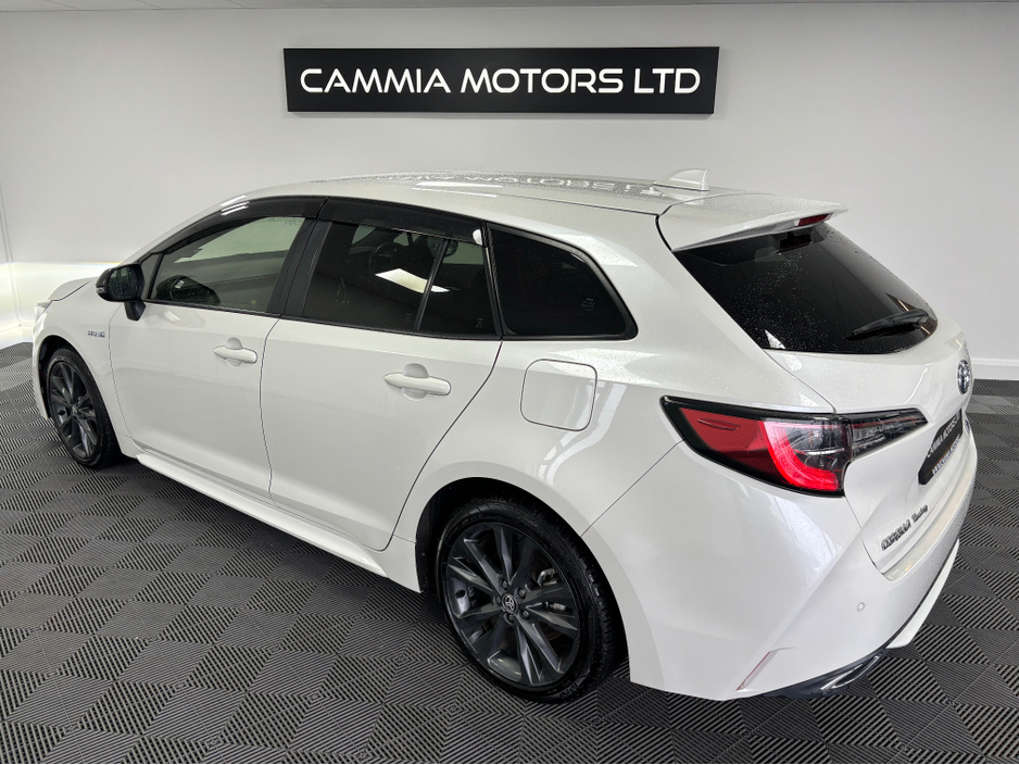 2020 Toyota Corolla - image 3