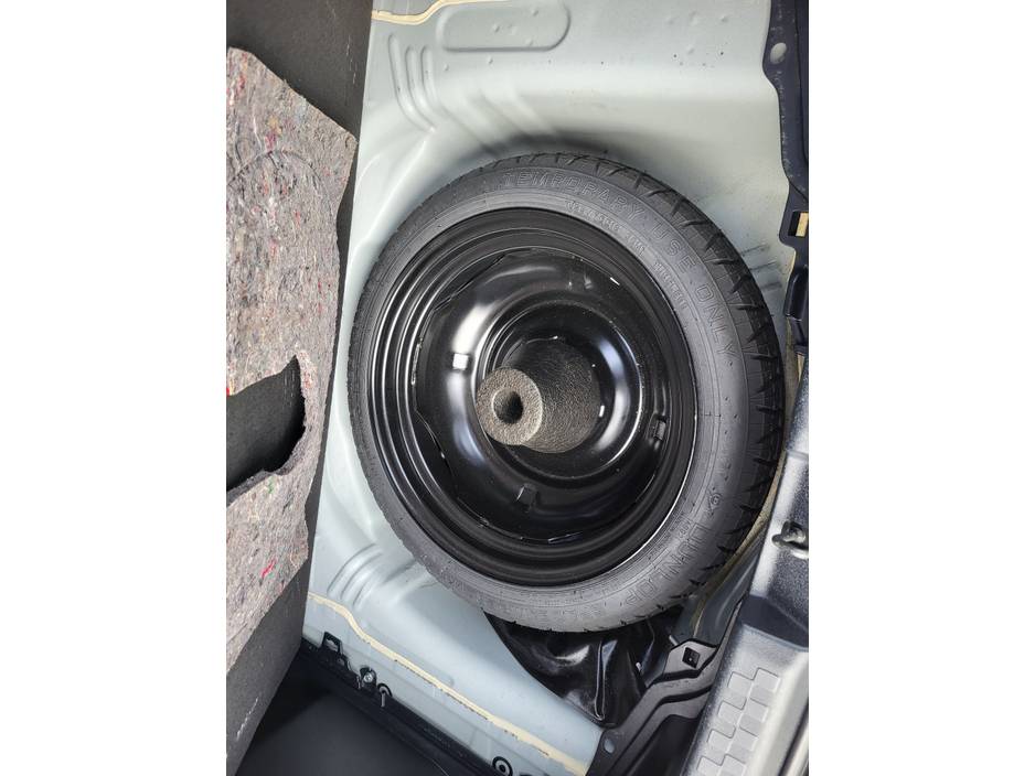 2020 Toyota Aqua - image 18