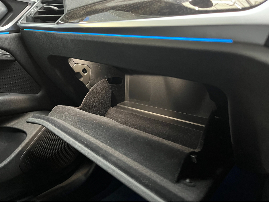 2022 BMW i4 €33950! 2022 BMW I4 ELECTRIC AUTOMATIC / CRUISE CONTROL / 360° PARKING CAMERA / ELECTRIC MEMORY & HEATED SEATS / HEATED REAR SEATS / APPLE CARPLAY / AMBIENT LIGHTS €33,950