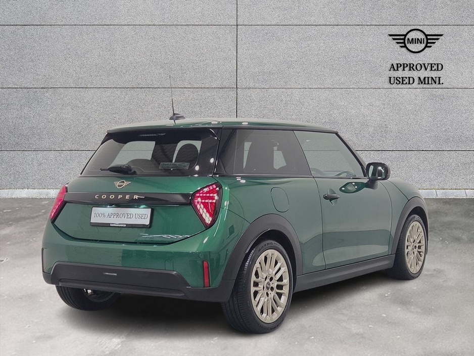 2024 MINI Hatch - image 24