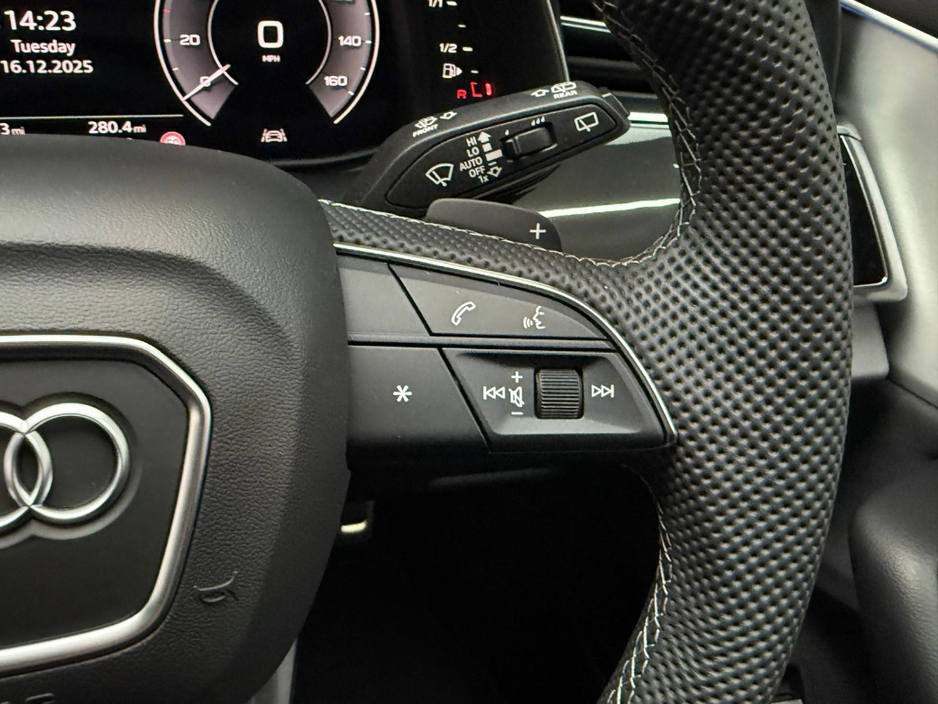 2025 Audi Q8 55 TFSI E S LINE 394HP QUATTRO €94,990
